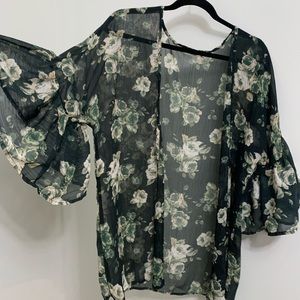 Sheer Floral Ruffle Sleeve Kimono - M